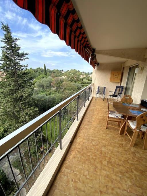 Logement Cosy, Situe Entre Ciel Et Mer Ванс Экстерьер фото