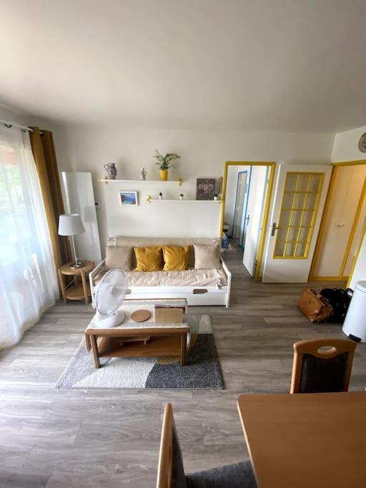 Logement Cosy, Situe Entre Ciel Et Mer Ванс Экстерьер фото