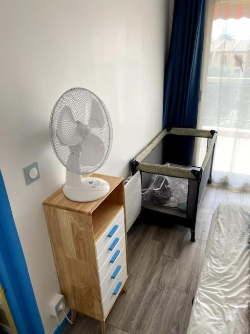 Logement Cosy, Situe Entre Ciel Et Mer Ванс Экстерьер фото